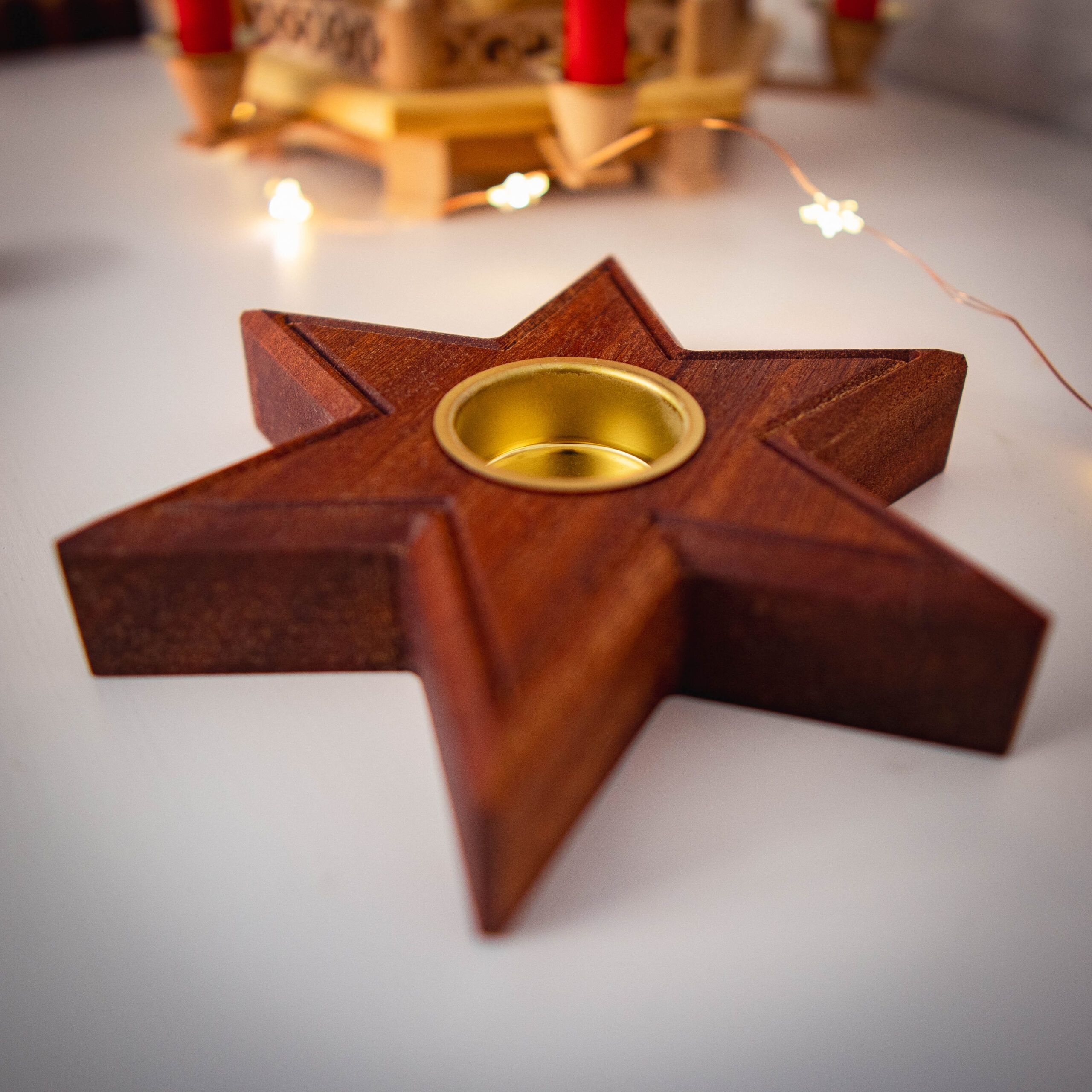 Teelichthalter Stern (groß) aus Sapeli Holz